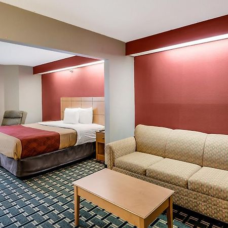 Econo Lodge Inn & Suites Peoria Illinois Екстериор снимка