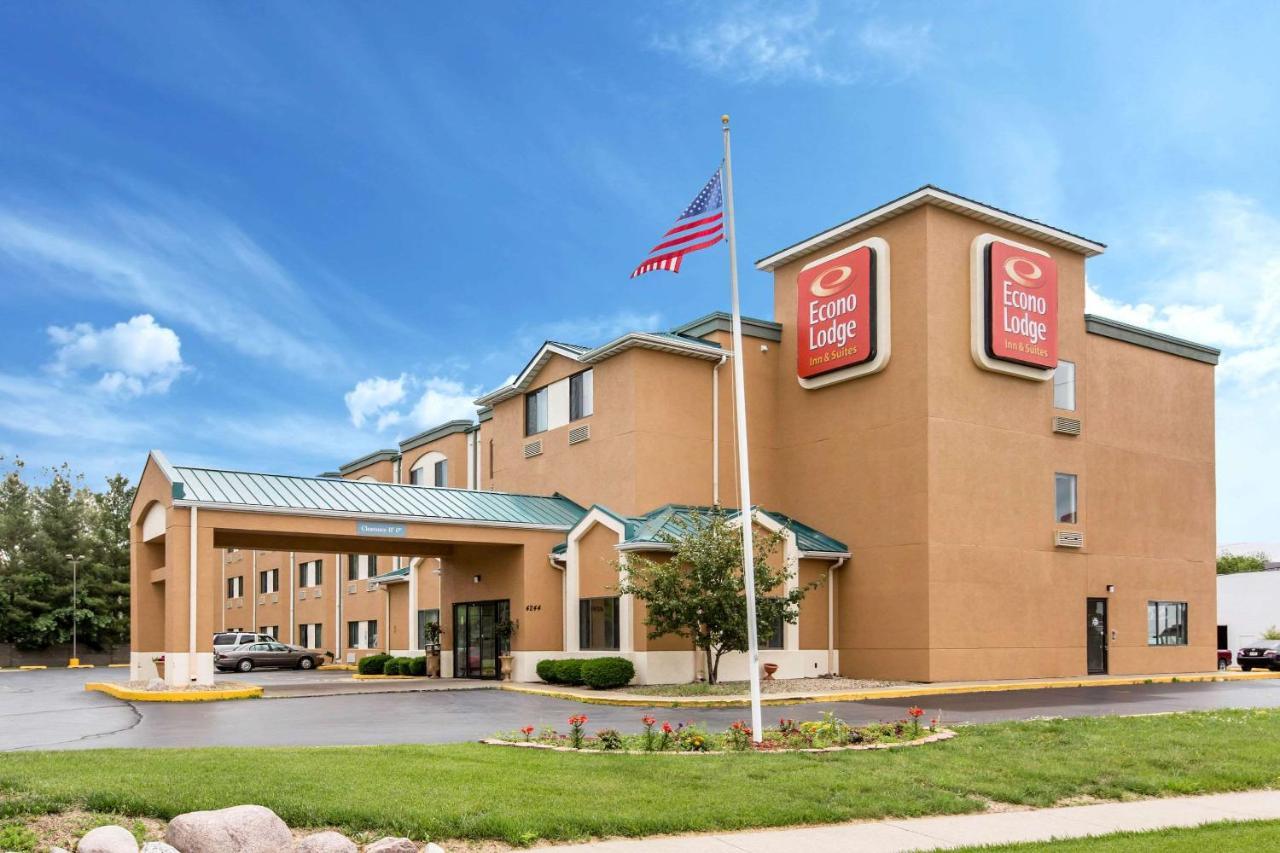 Econo Lodge Inn & Suites Peoria Illinois Екстериор снимка